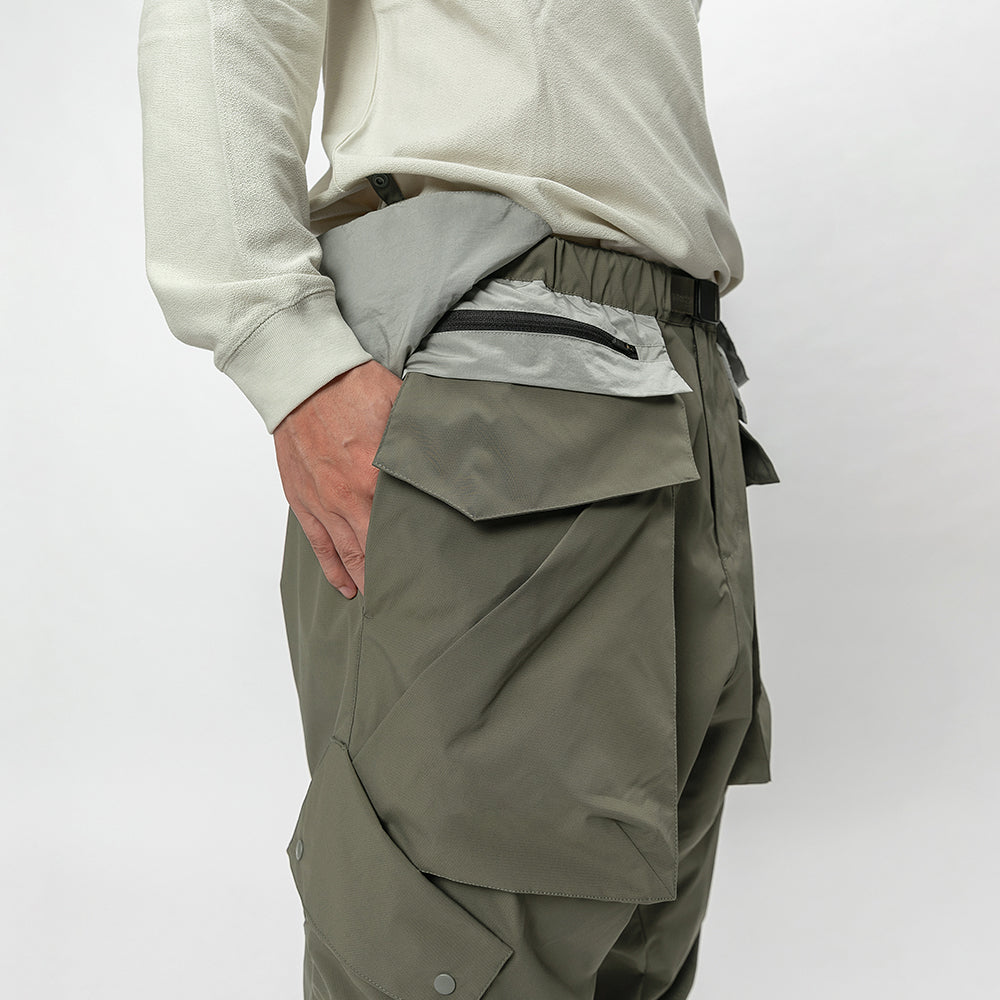 TMCAZ - Architectural shape Hiking Pant RX4 - P124 - Moss Grey