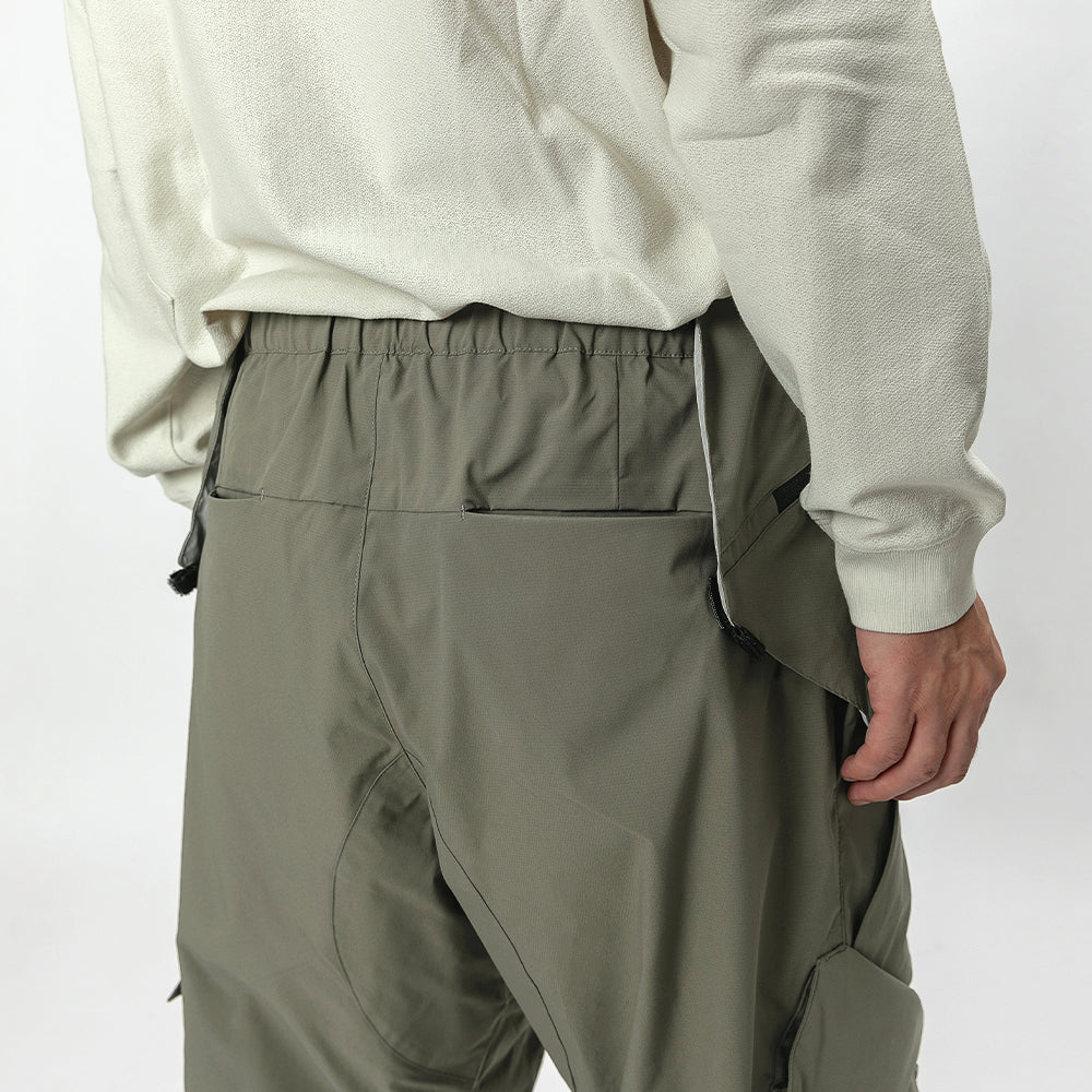 TMCAZ - Architectural shape Hiking Pant RX4 - P124 - Moss Grey